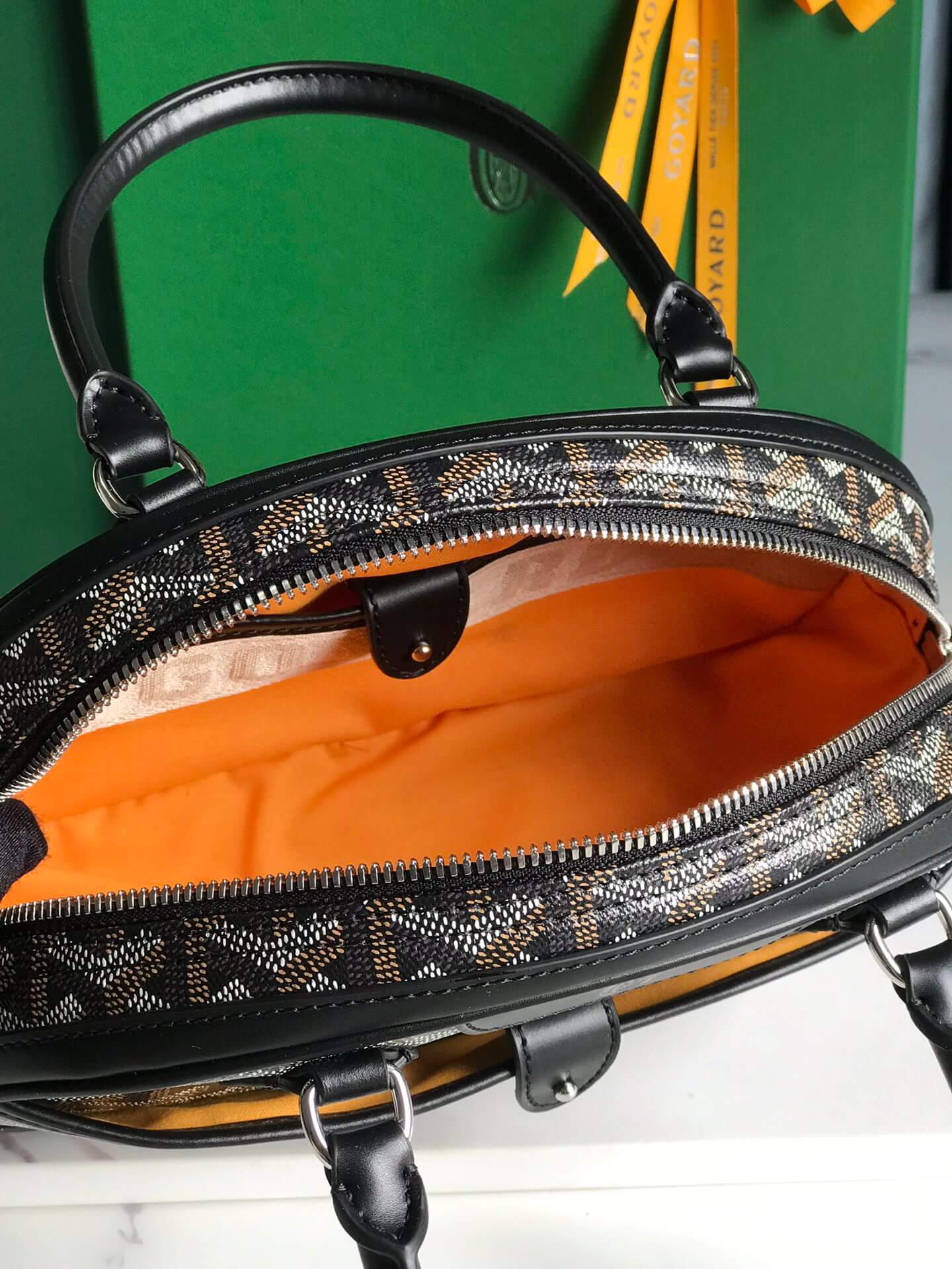 Goyard Saint Jeanne Black Bag - Image 2