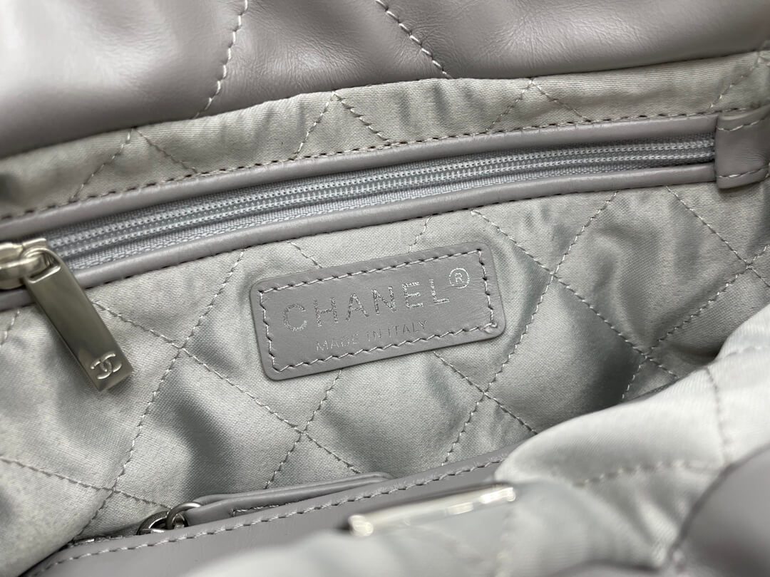 Chanel 22 Small Grey Handbag - Image 4