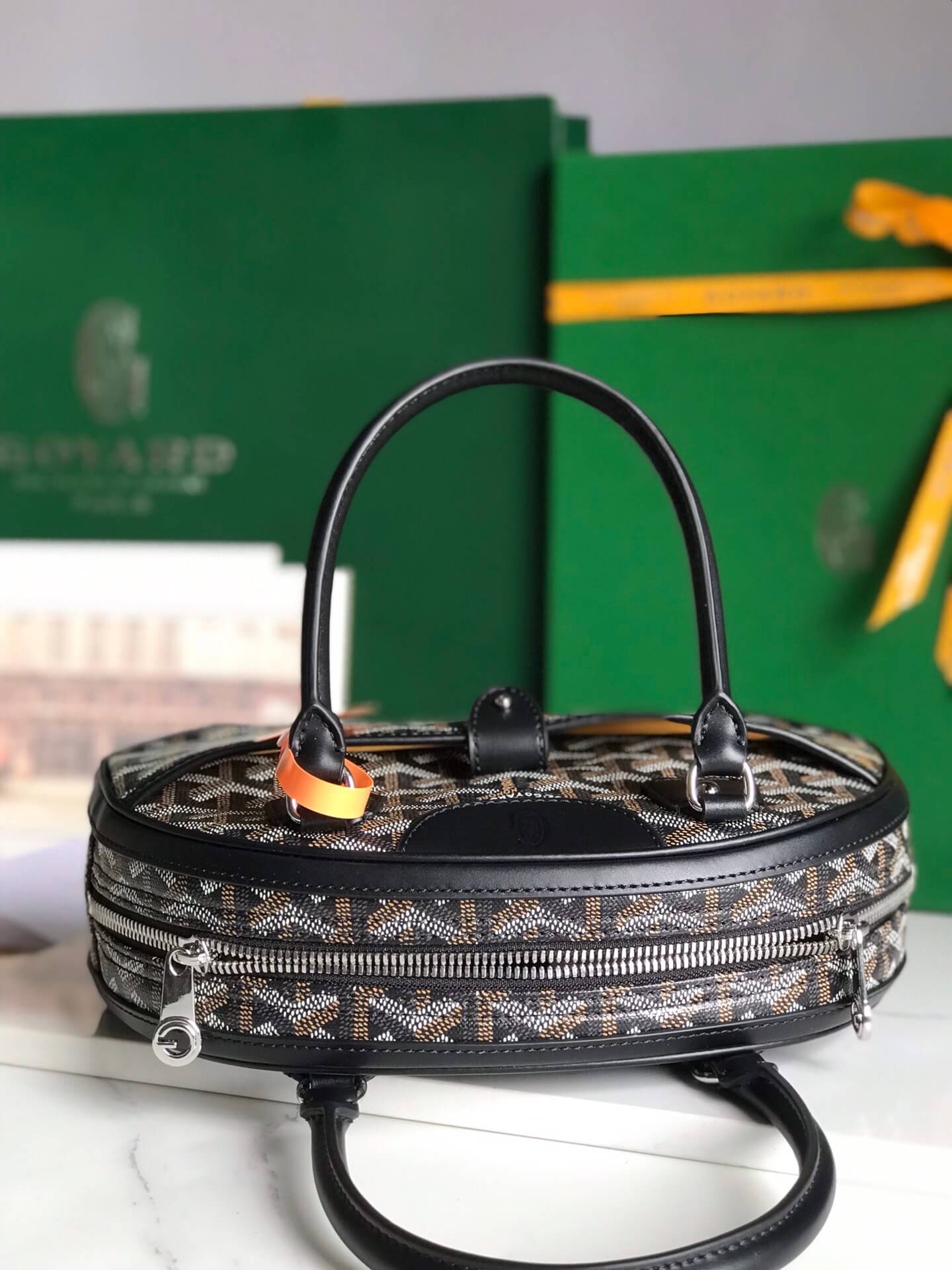 Goyard Saint Jeanne Black Bag - Image 4