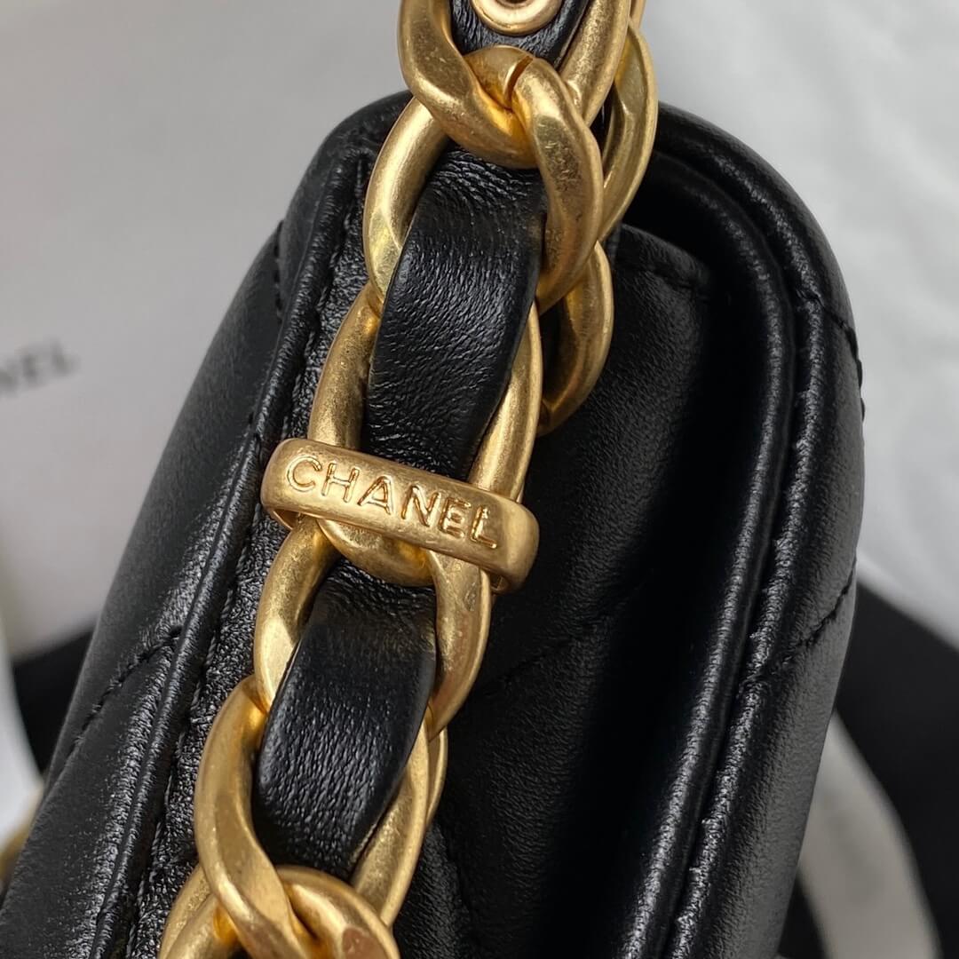 Chanel Small Flap Bag - Image 2