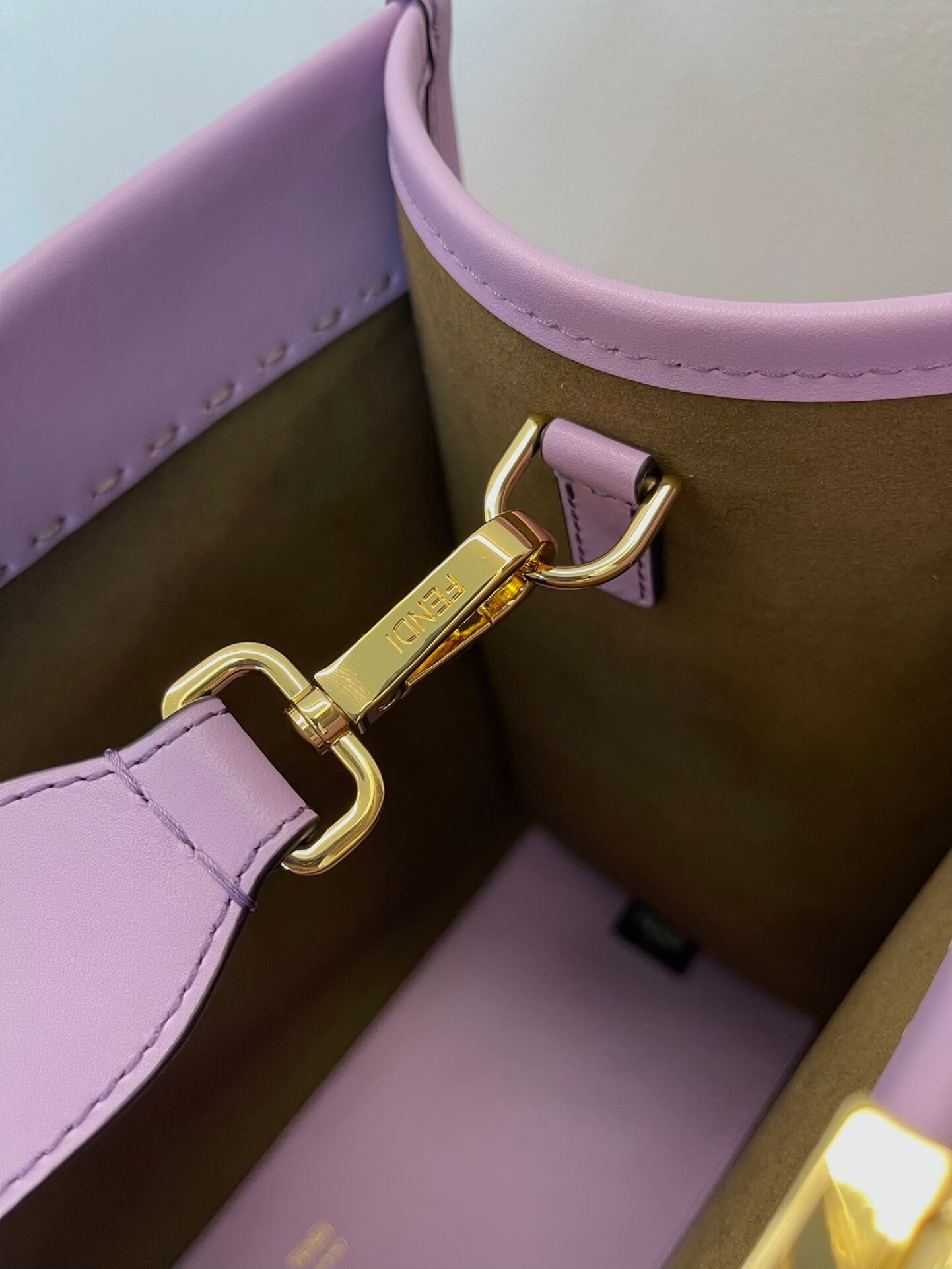 Women Fendi Sunshine Medium Bag Pink - Image 5