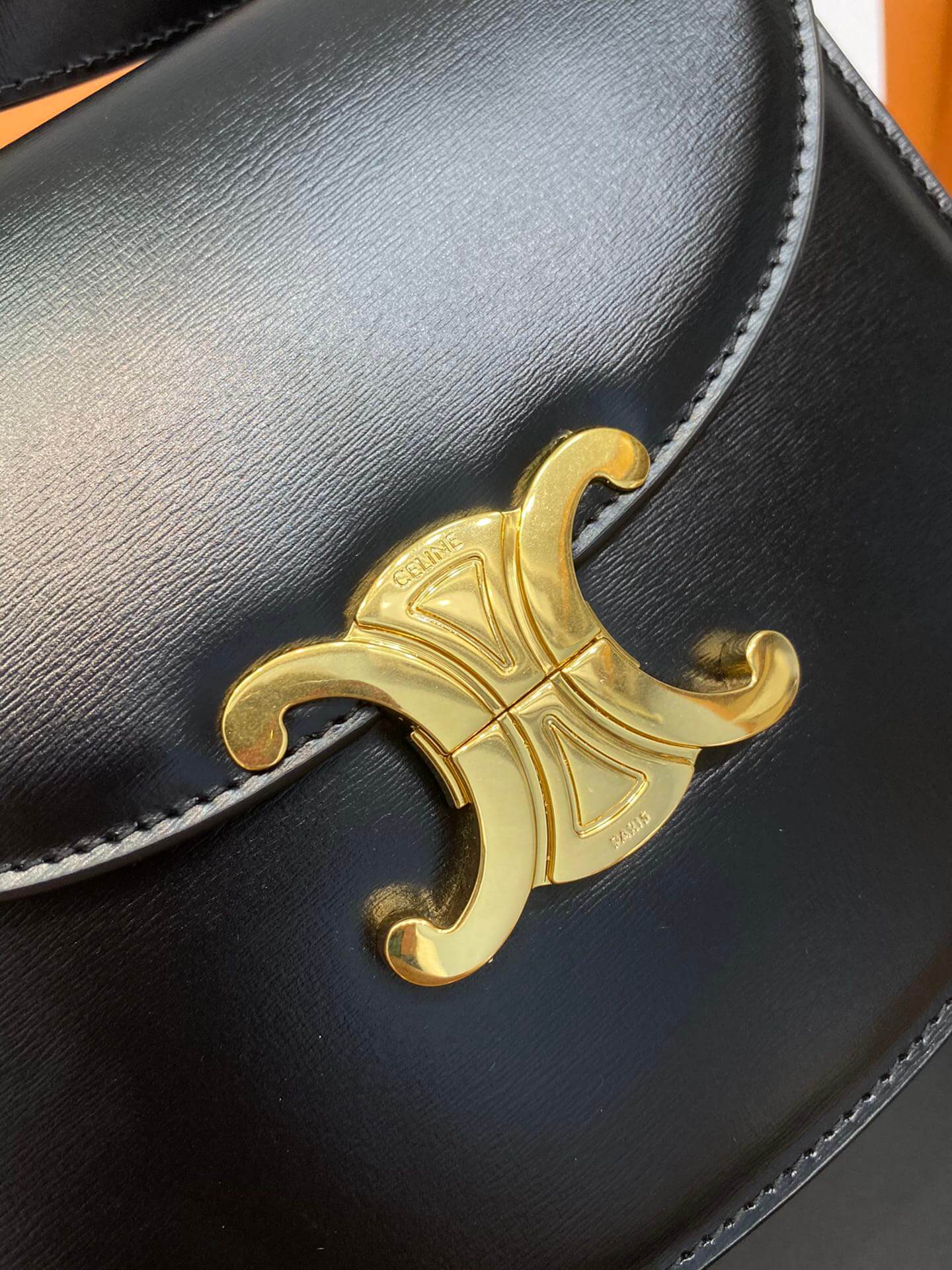 Celine Besace Clea In Shiny Calfskin Leather Bag in Black - Image 5