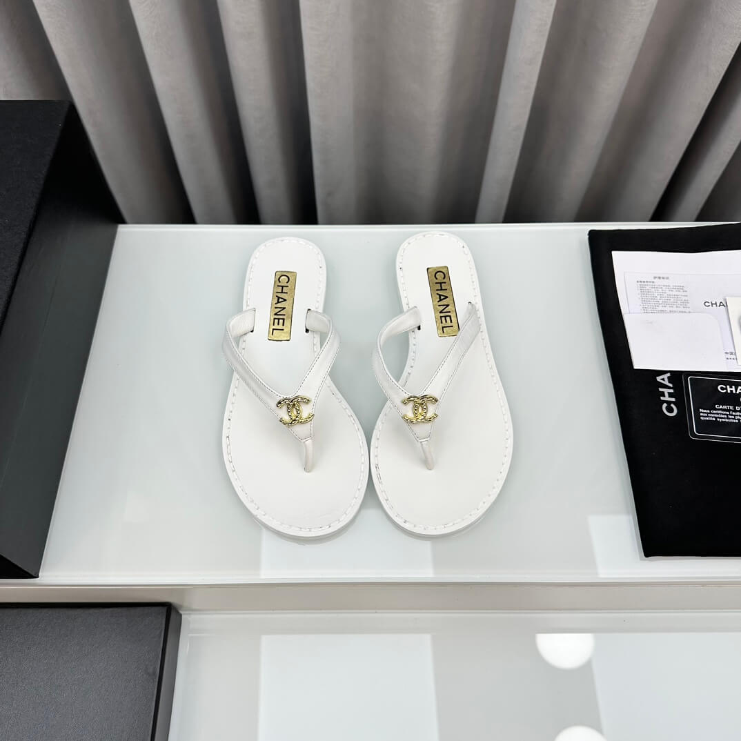 Chanel Flip Flops Sandals - Image 3
