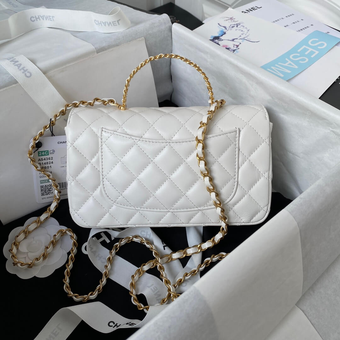 Chanel White Lambskin Leather CC Links Top Handle Bag - Image 5