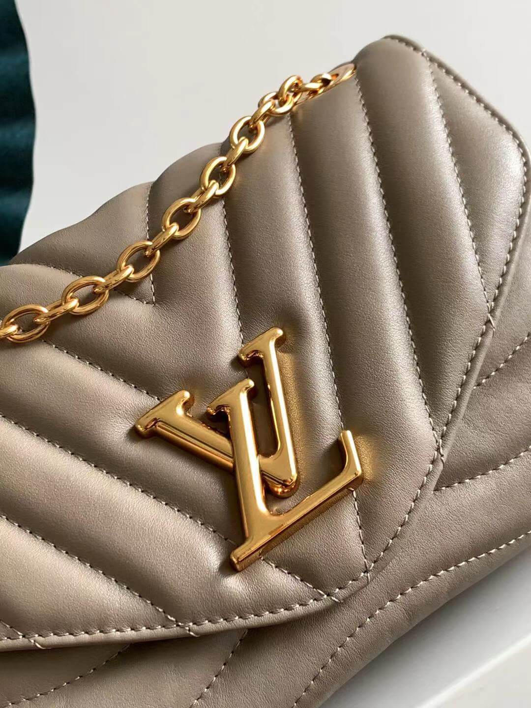 Louis Vuitton New Wave Bag - Image 6