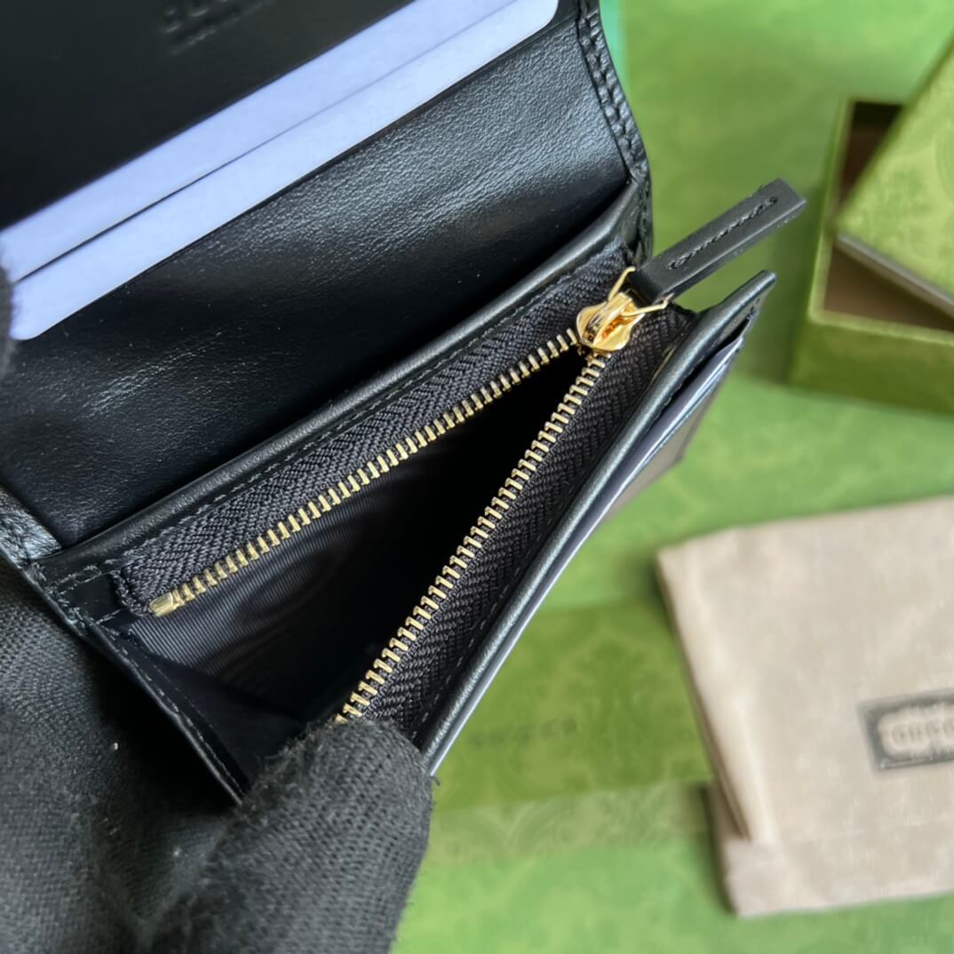 Gucci GG Matelasse Card Case Wallet - Image 2