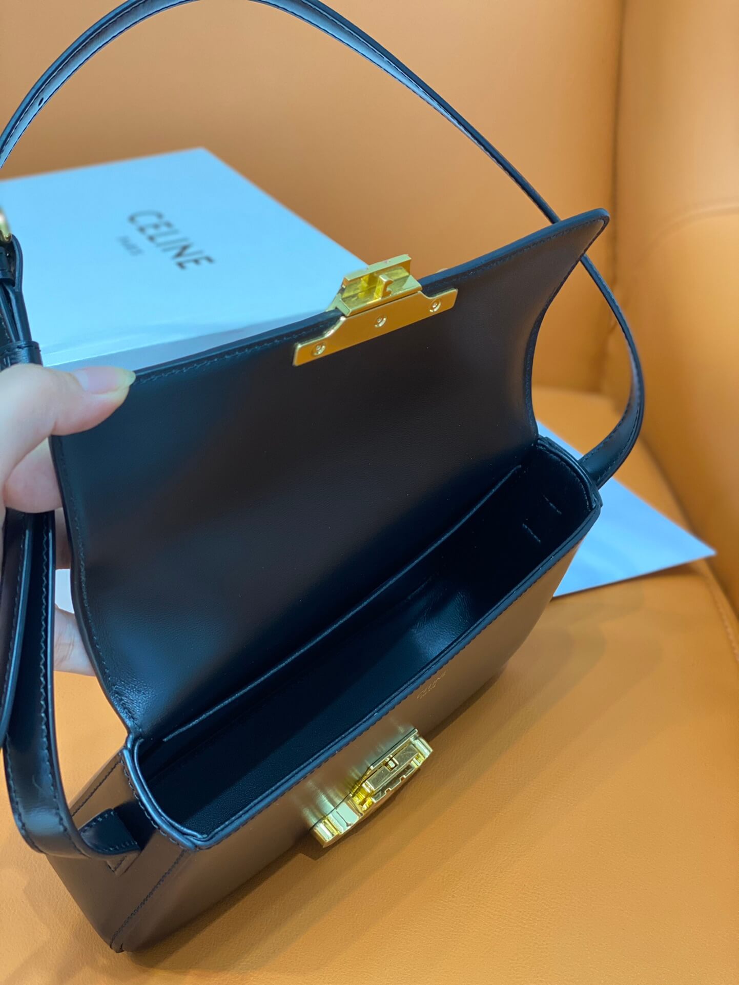Celine Black Triomphe Shoulder Bag - Image 4