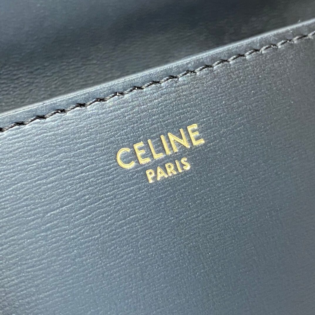 Celine Black Triomphe Shoulder Bag with Chain - Image 5