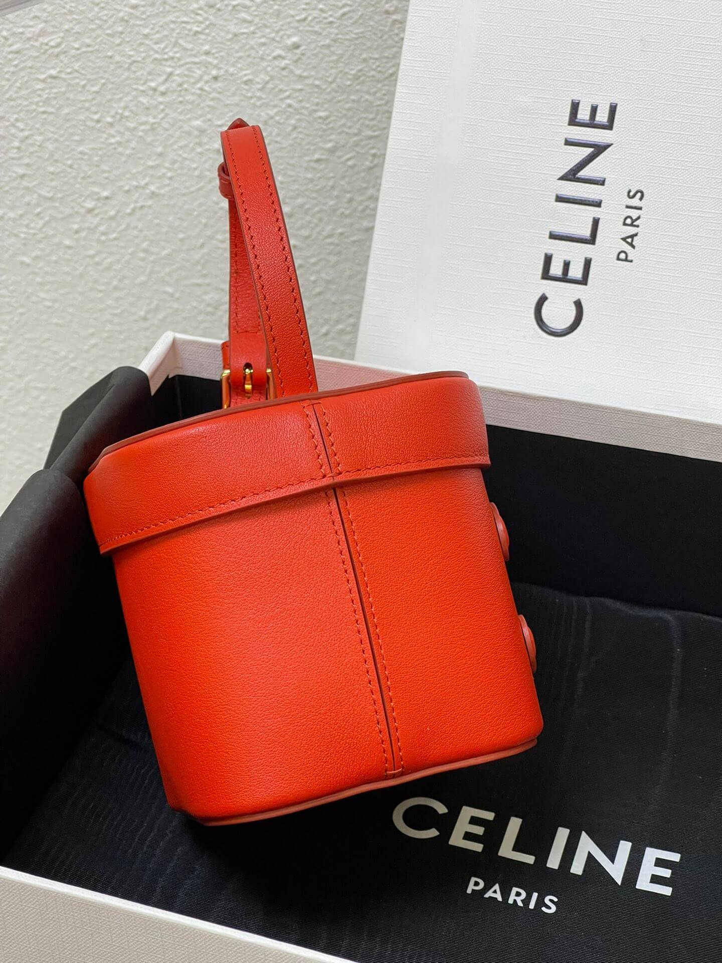 Celine Box Cuir Bag in Red - Image 4