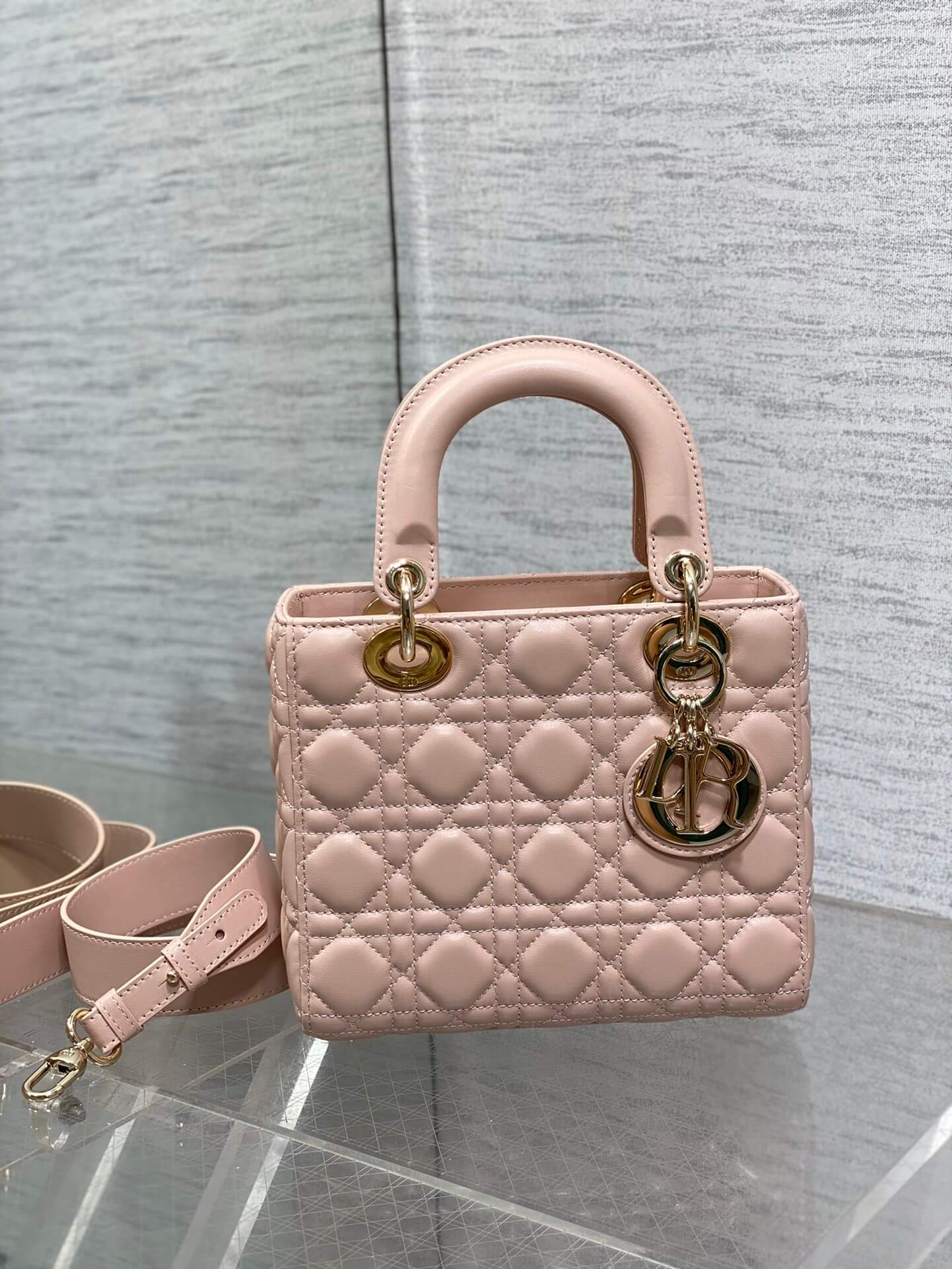 Lady Dior Bag Powder Pink - Image 6
