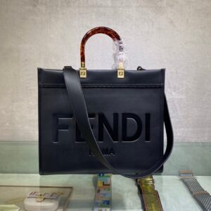 Women Fendi Sunshine Medium Bag Black