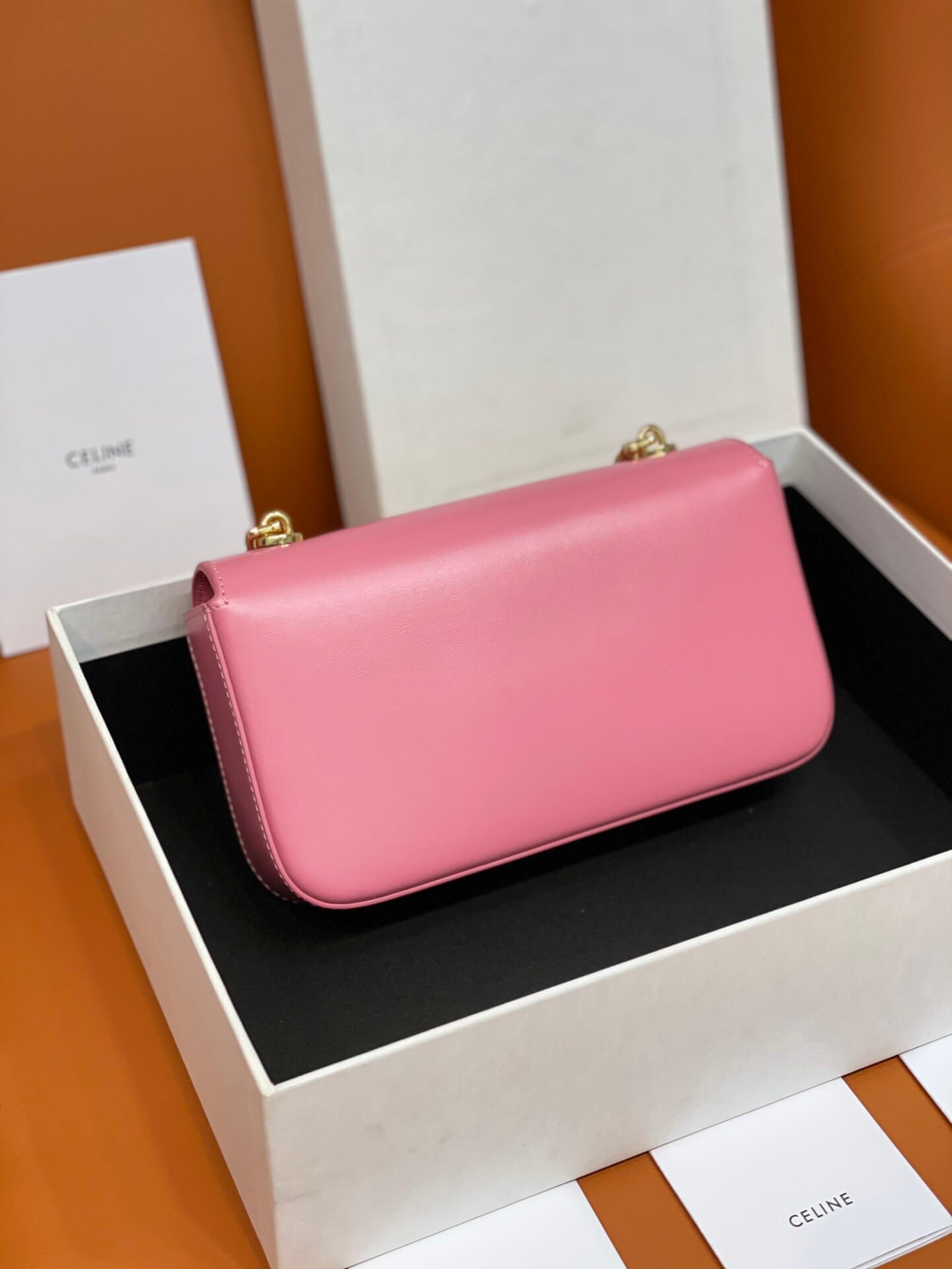 Celine Pink Triomphe Shoulder Bag with Chain - Image 3