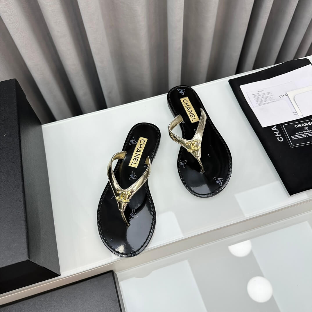 Chanel Flip Flops Sandals - Image 8