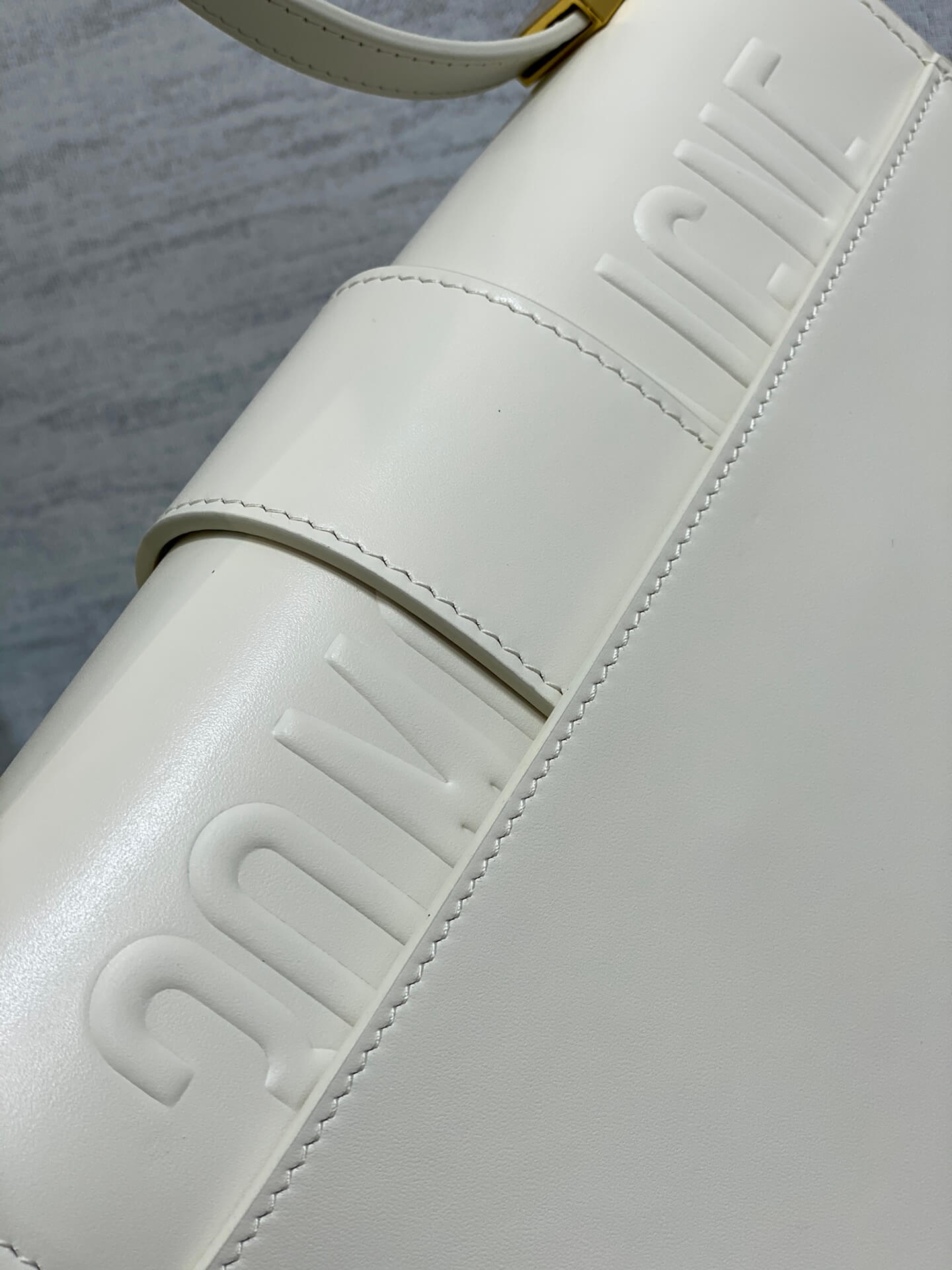 Dior Montaigne White Bag - Image 5