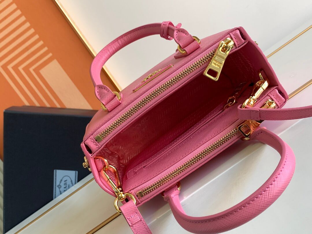 Prada Galleria Saffiano Pink Bag - Image 7