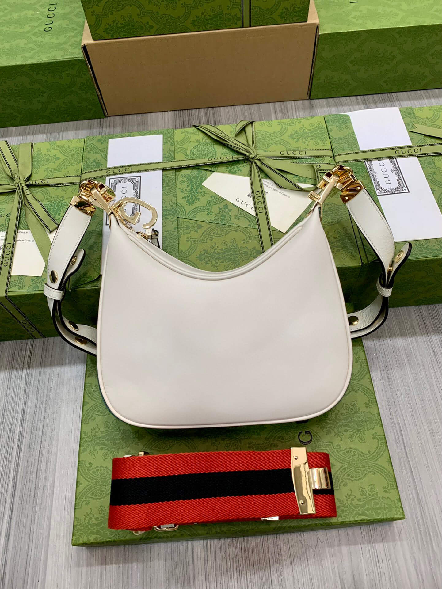 Gucci Attache Small Shoulder Bag White - Image 3