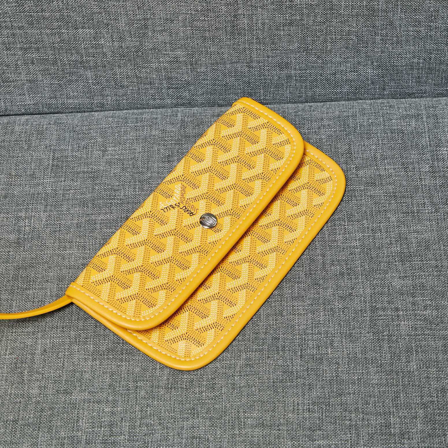 Goyard Tote Large Yellow Bag - Image 4