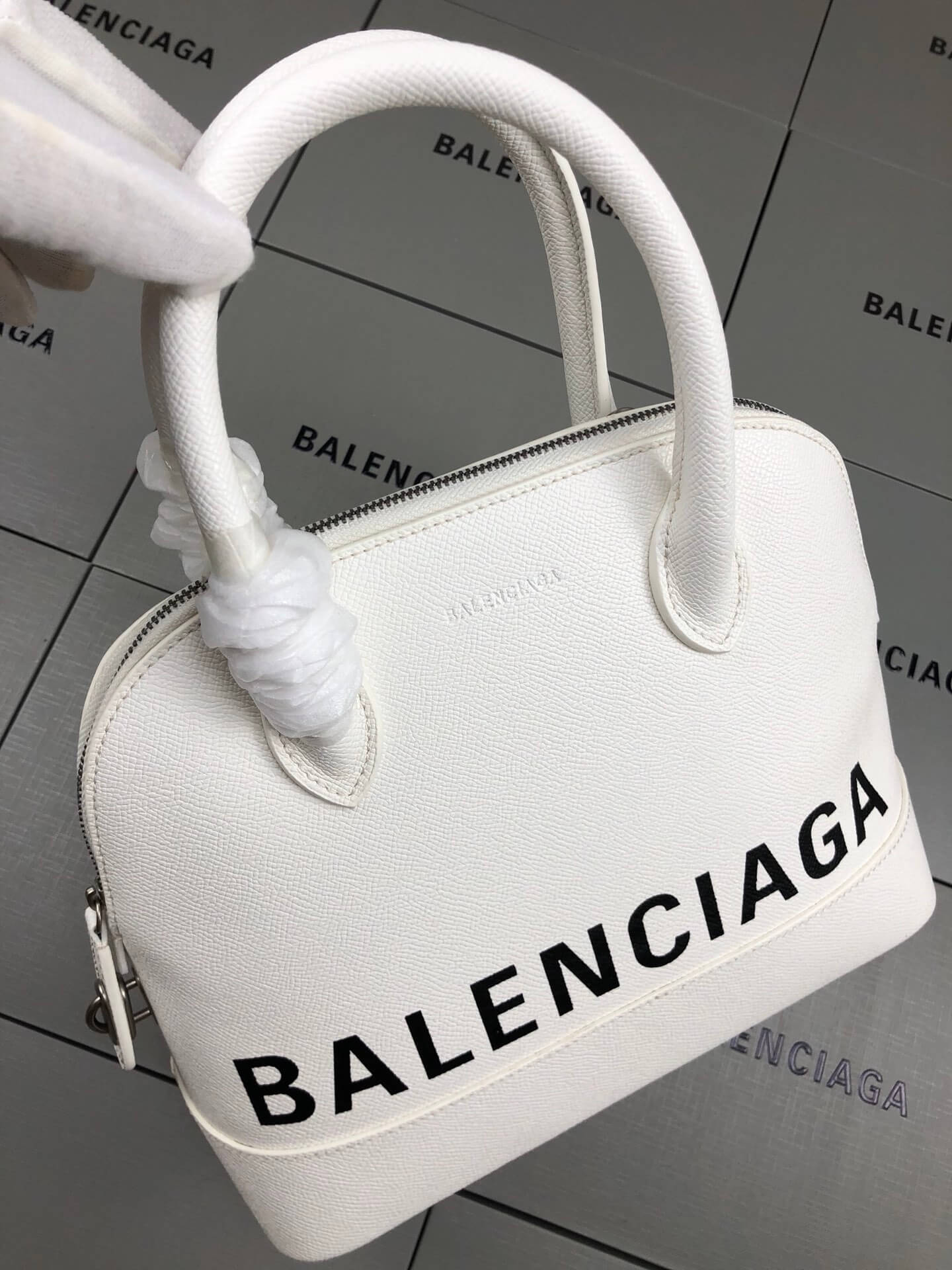Balenciaga Ville White Bag - Image 4