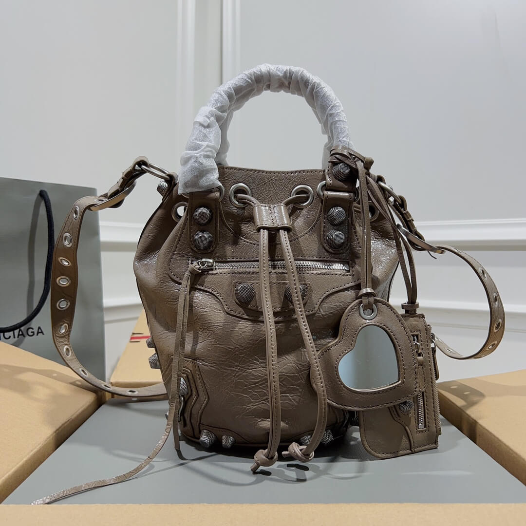 Balenciaga Pompon Giant Bag - Image 7