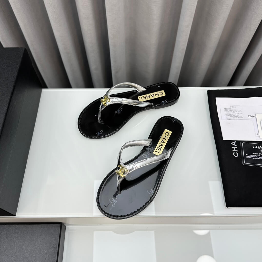 Chanel Flip Flops Sandals - Image 5