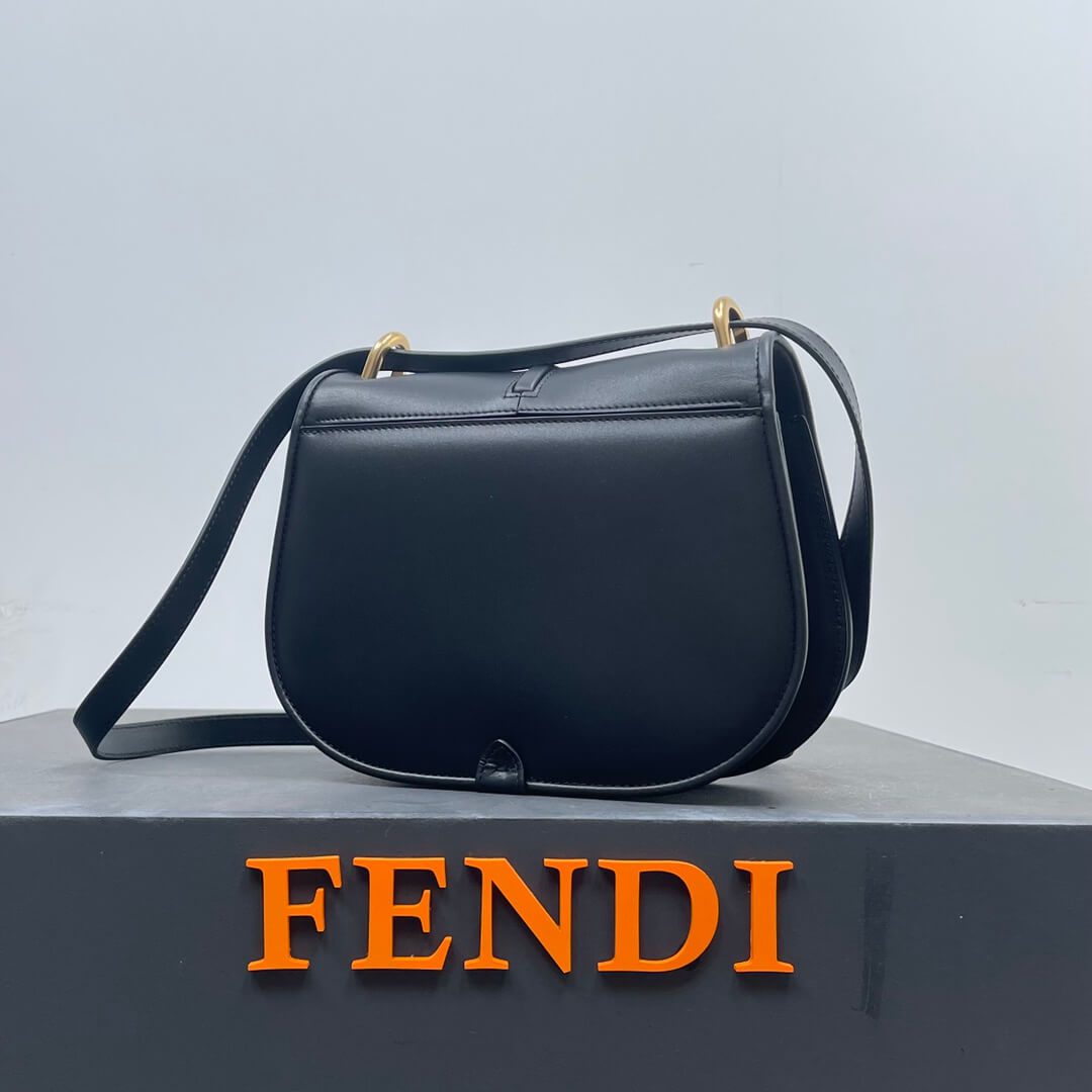 Fendi C’mon Medium Black Bag - Image 3