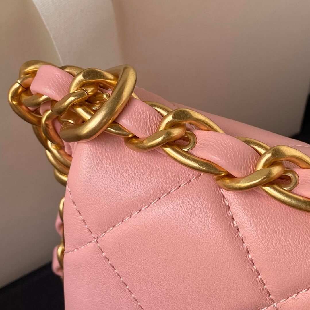 Chanel Small Flap Bag In Pink - Image 5