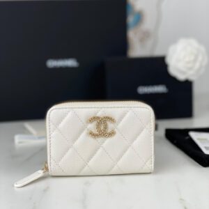 Chanel Zipped Coin White Purse