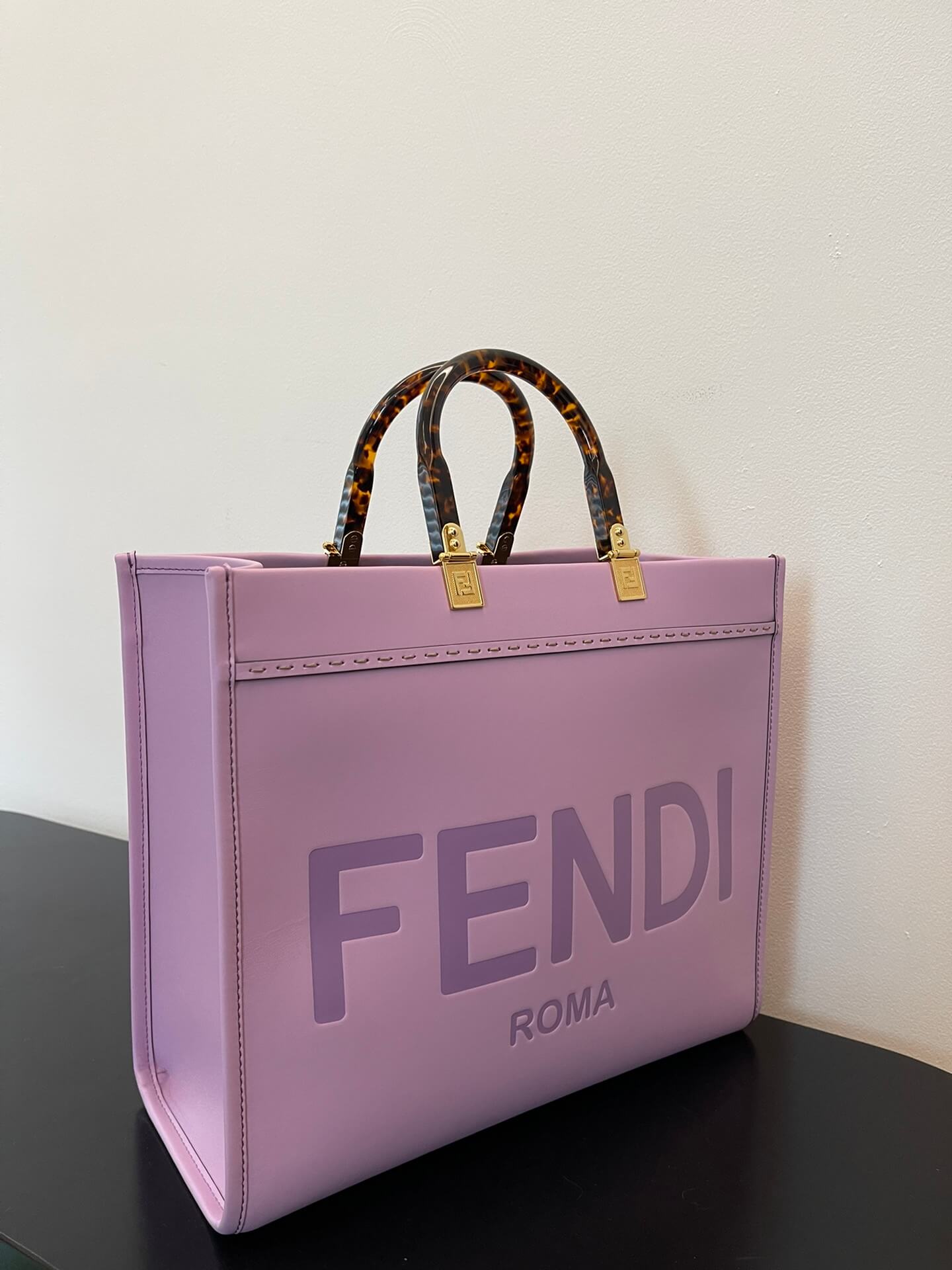 Women Fendi Sunshine Medium Bag Pink - Image 4