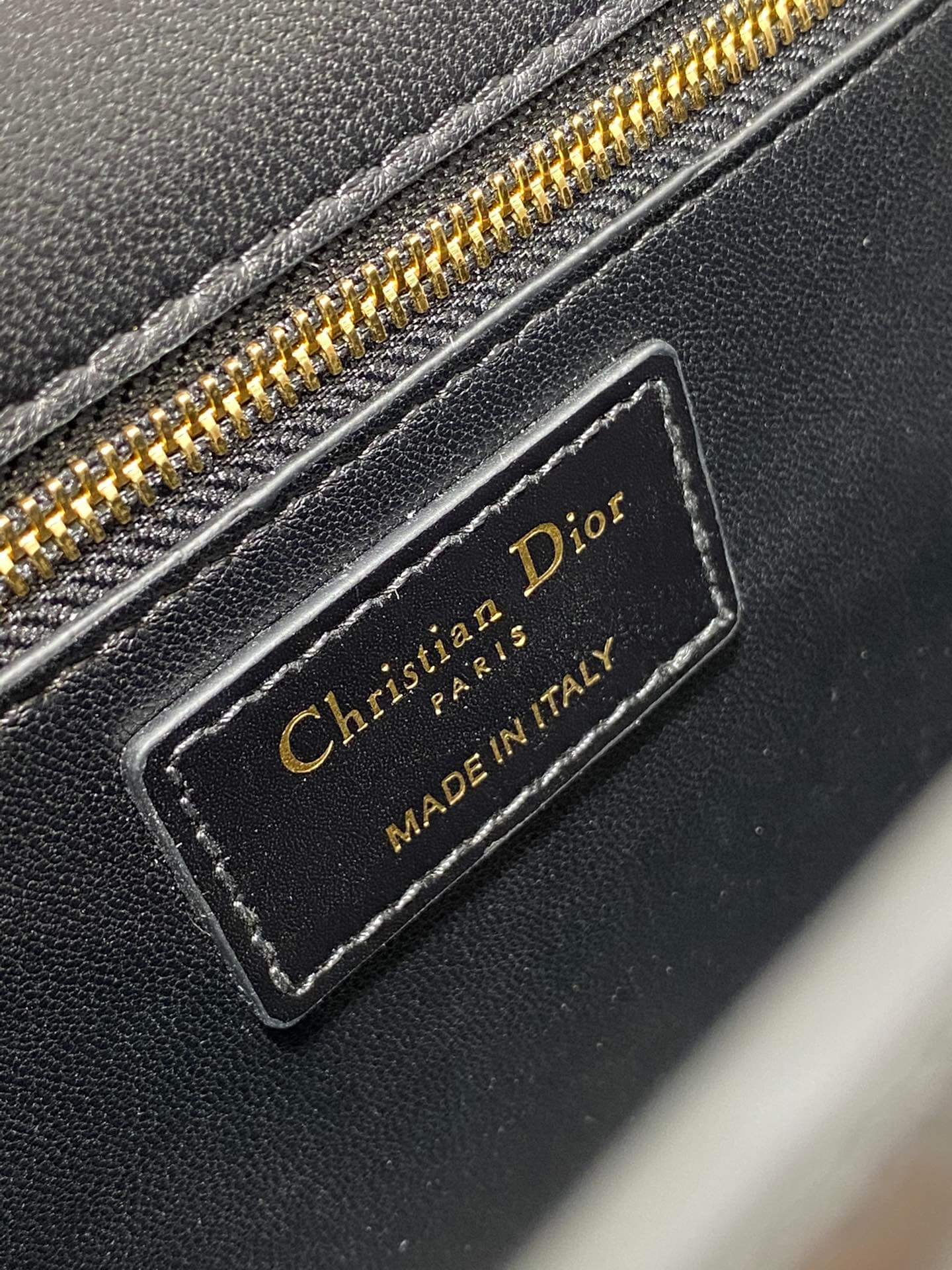 Dior Montaigne Black Bag - Image 4