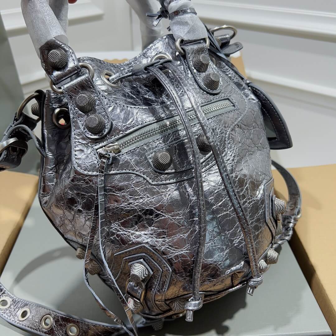 Balenciaga Pompon Giant Bag - Image 5