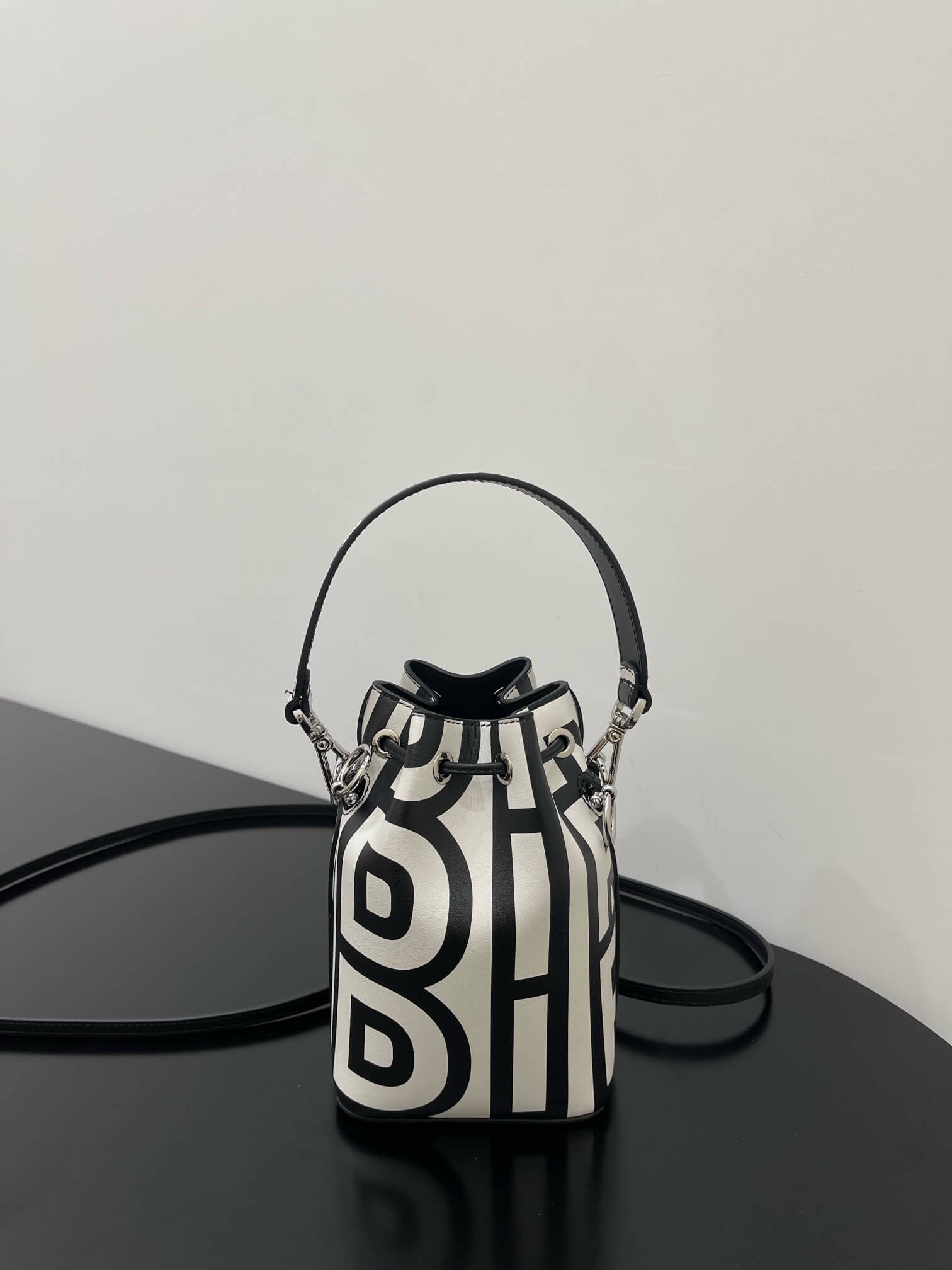 Fendi Mon Tresor Bucket Bag Capsule Leather Black/White