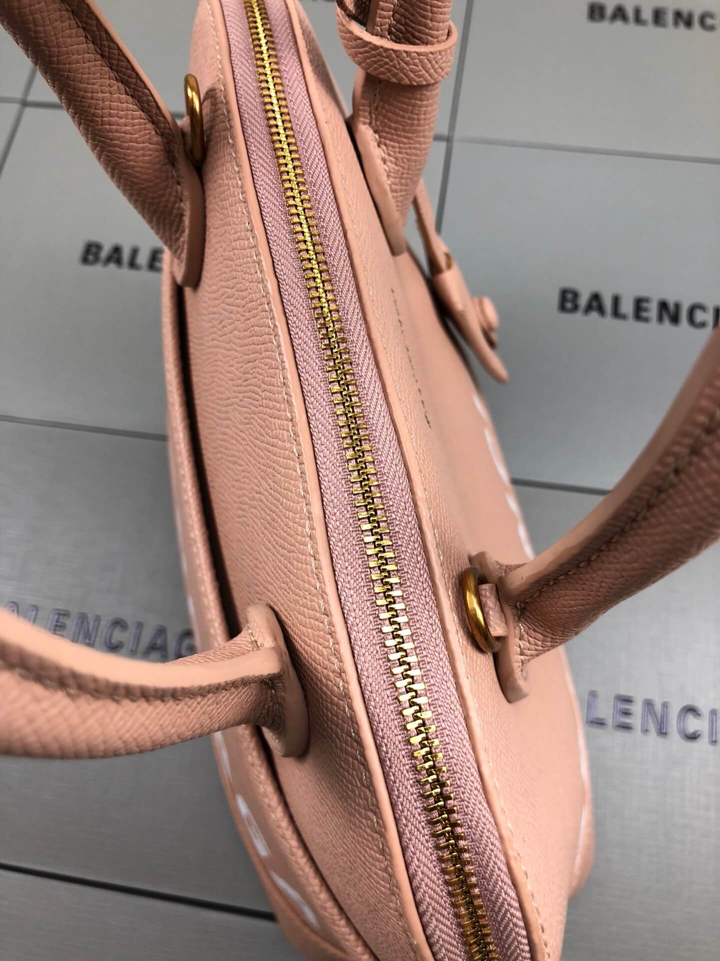 Balenciaga Ville Bag - Image 6