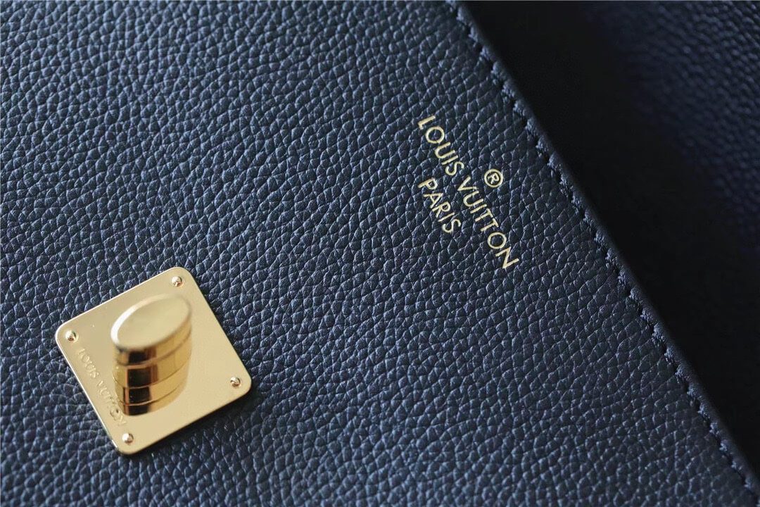 LV Oxford Lockme Leather Bag Black - Image 9