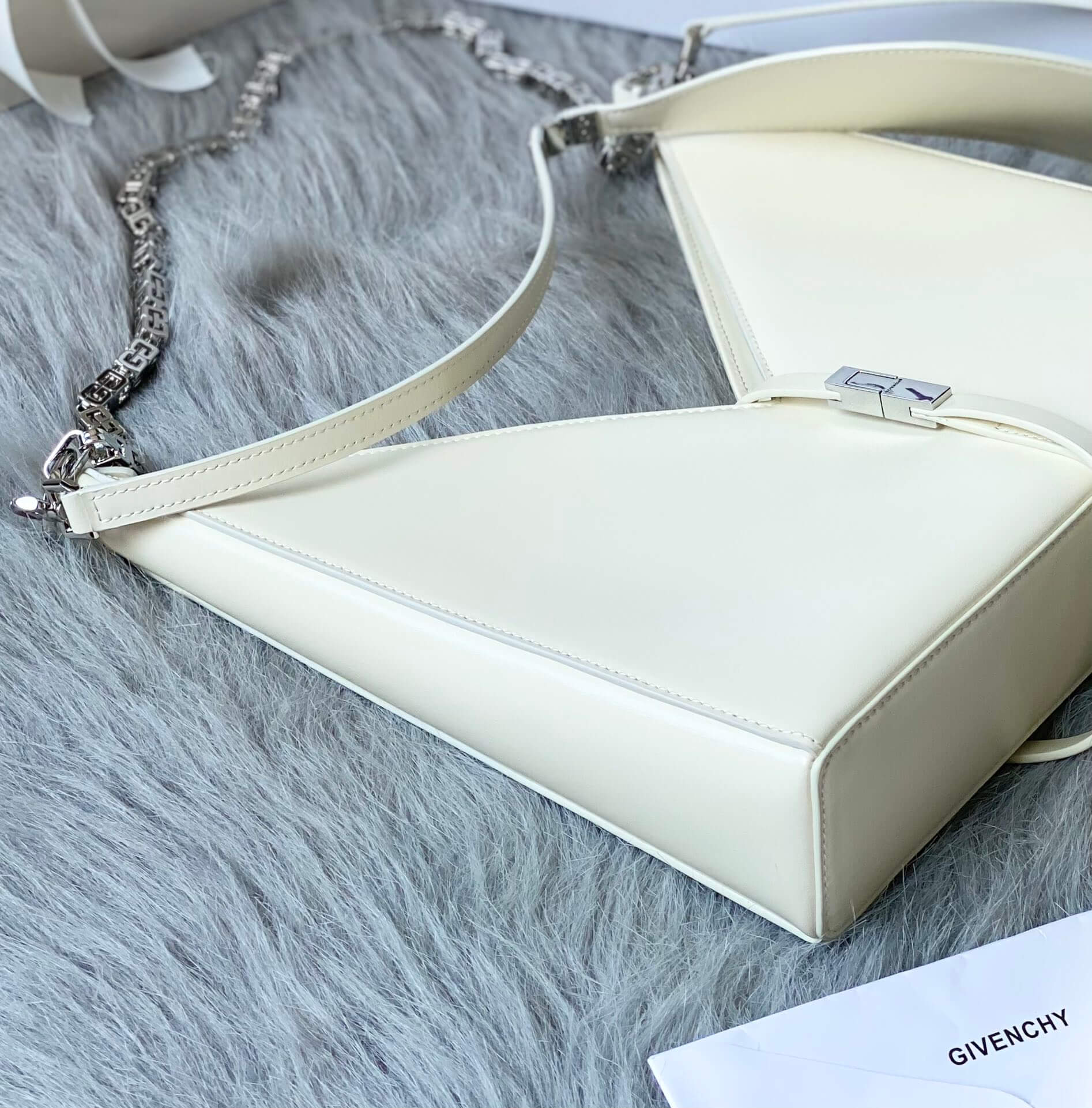 Givenchy V-Shaped Cut Out Chain Bag White - Image 4