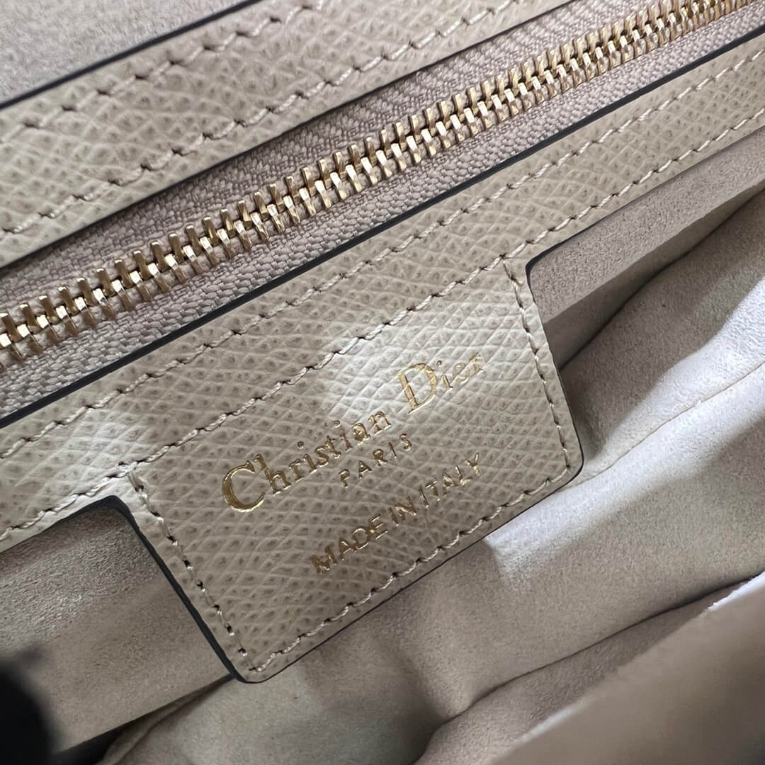 Dior Saddle Bag - Image 7