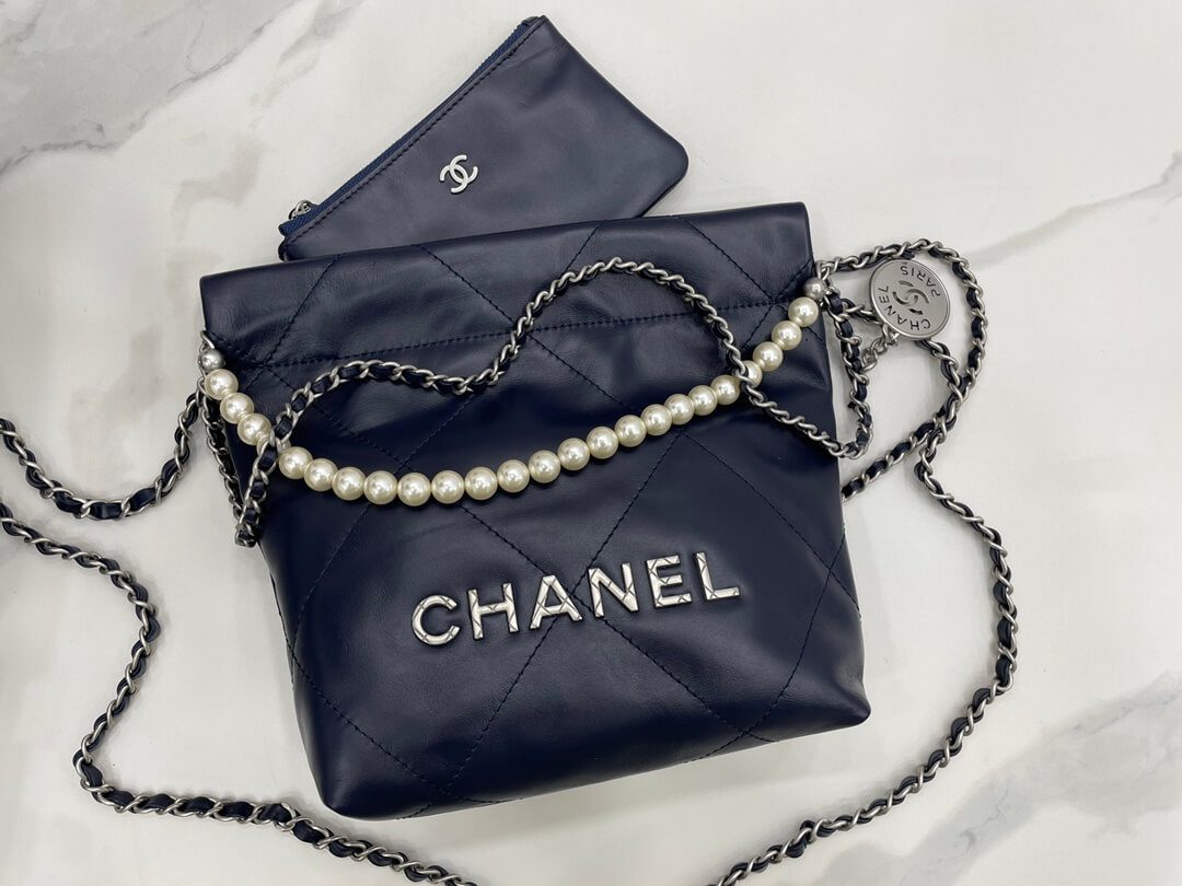 Chanel 22 Small Blue Handbag - Image 5
