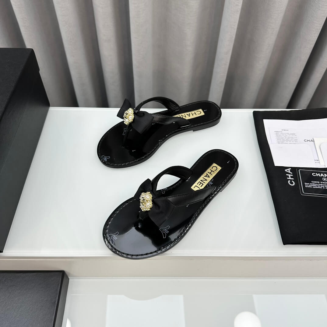 Chanel Flip Flops Sandals - Image 5