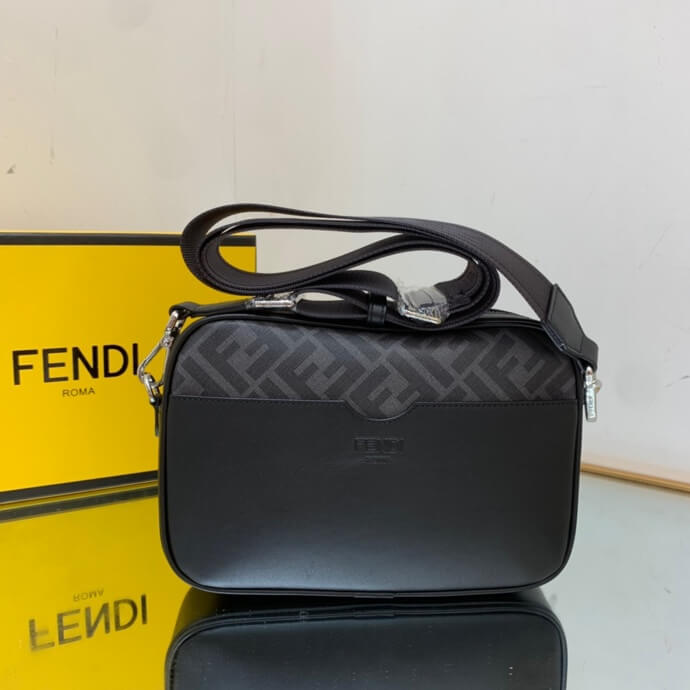 Fendi Camera Case Crossbody Men's Bag - Image 7