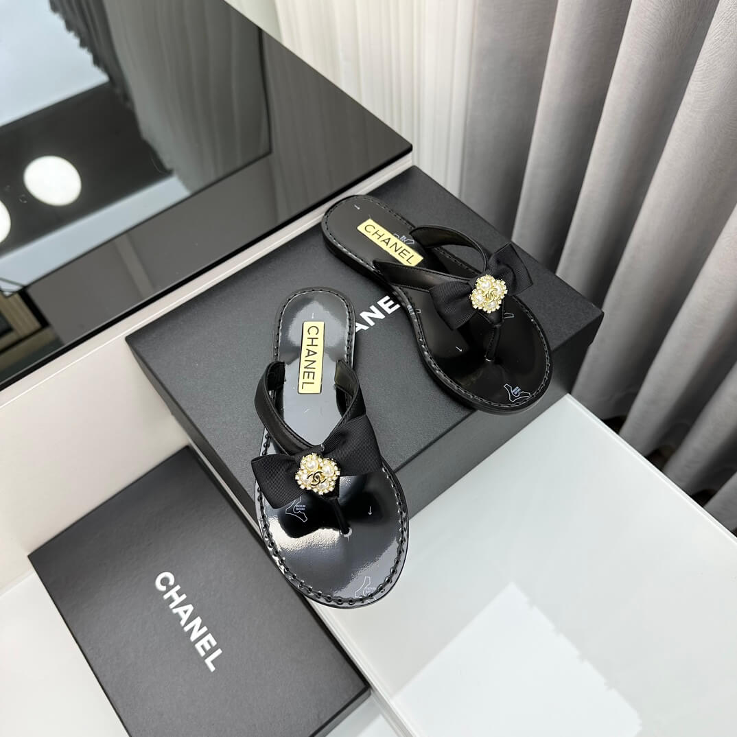 Chanel Flip Flops Sandals - Image 7