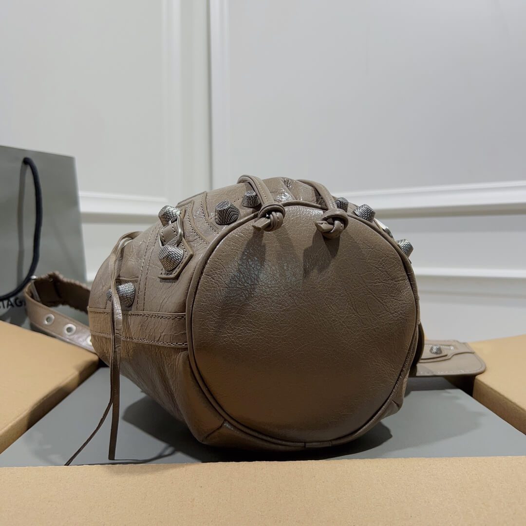 Balenciaga Pompon Giant Bag - Image 8