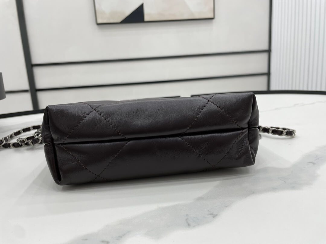 Chanel 22 Small Handbag - Image 8