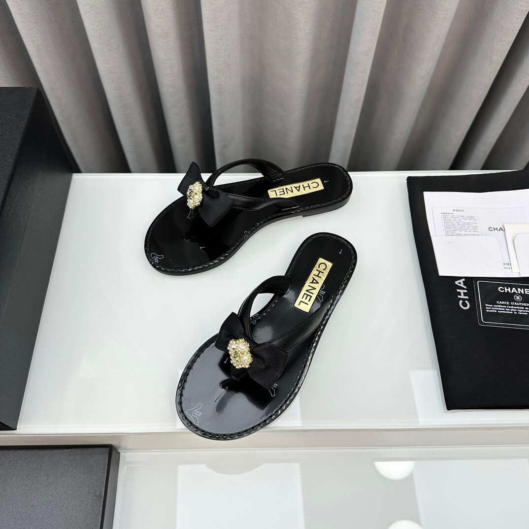 Chanel Flip Flops Sandals - Image 8