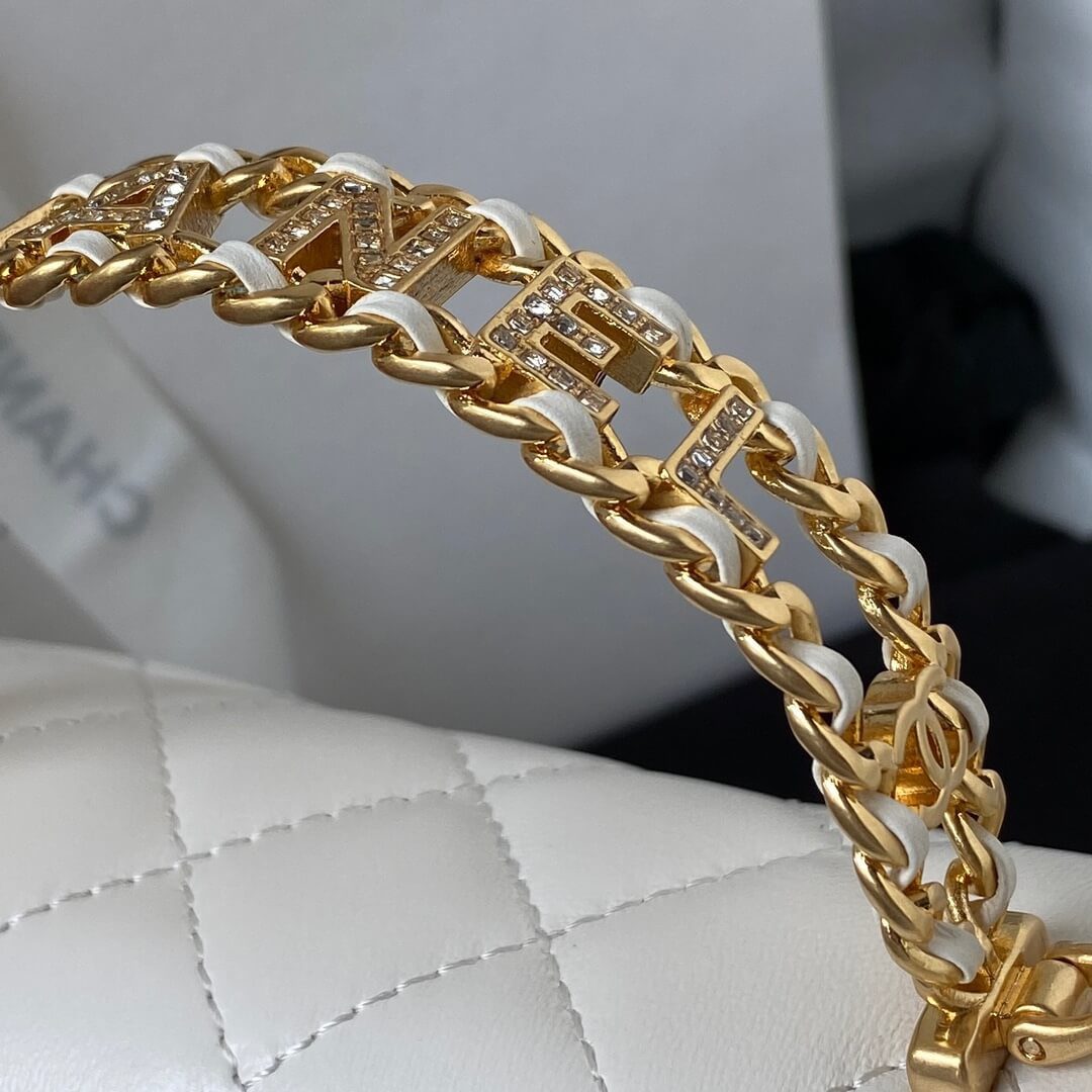 Chanel White Lambskin Leather CC Links Top Handle Bag - Image 8