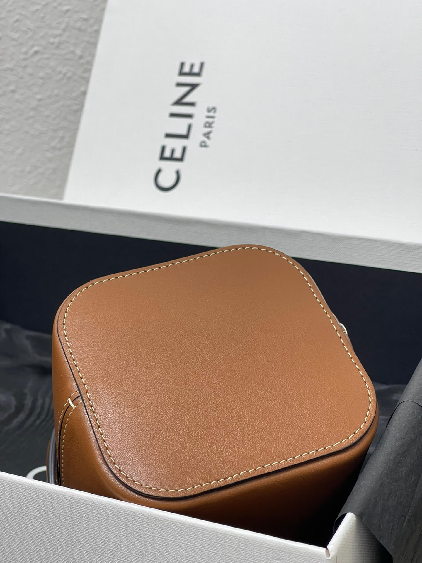Celine Box Cuir Bag In Brown - Image 7