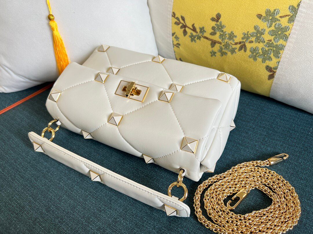 Valentino Garavani Roman Stud White Bag - Image 8