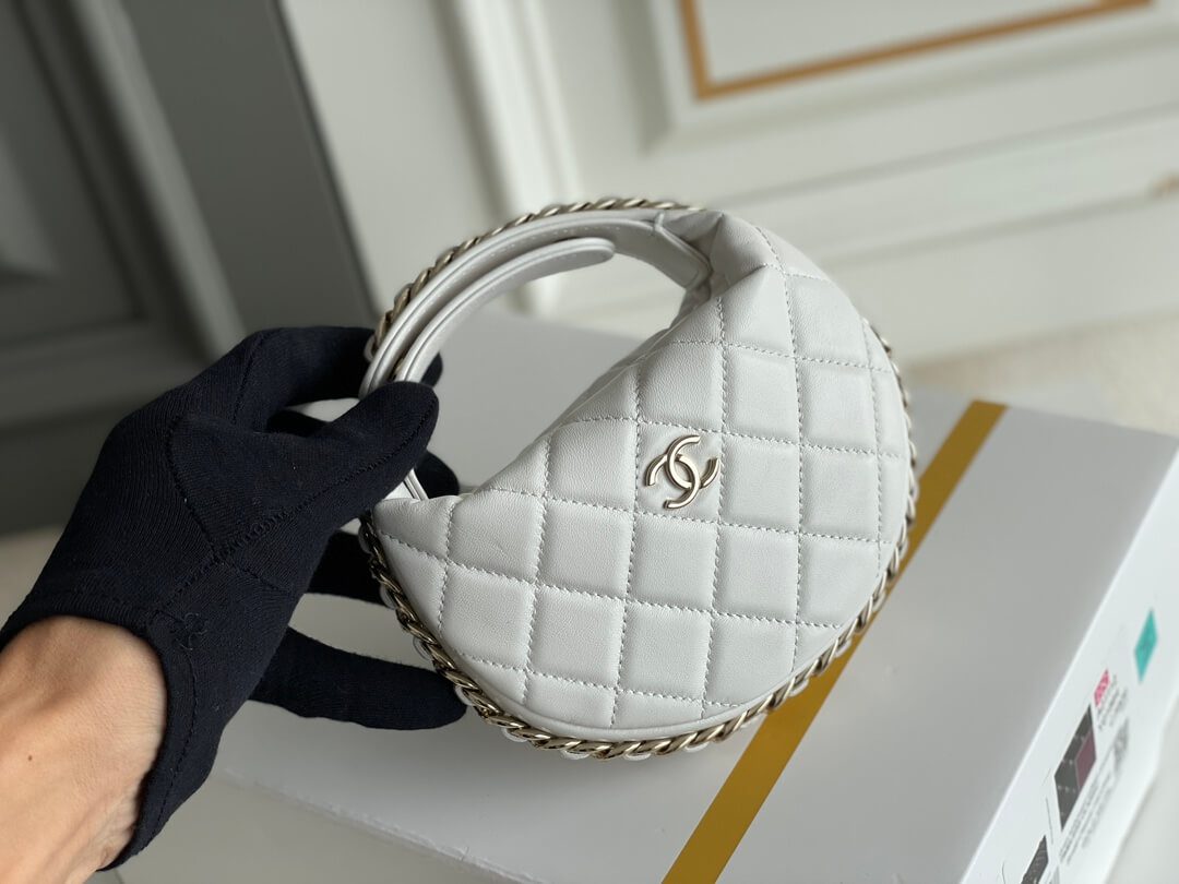 Chanel 23C Round Cruise Pouch White Bag - Image 7