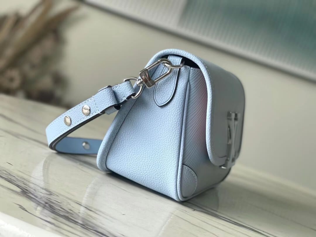 LV Buci Epi Leather Crossbody Bag - Image 8