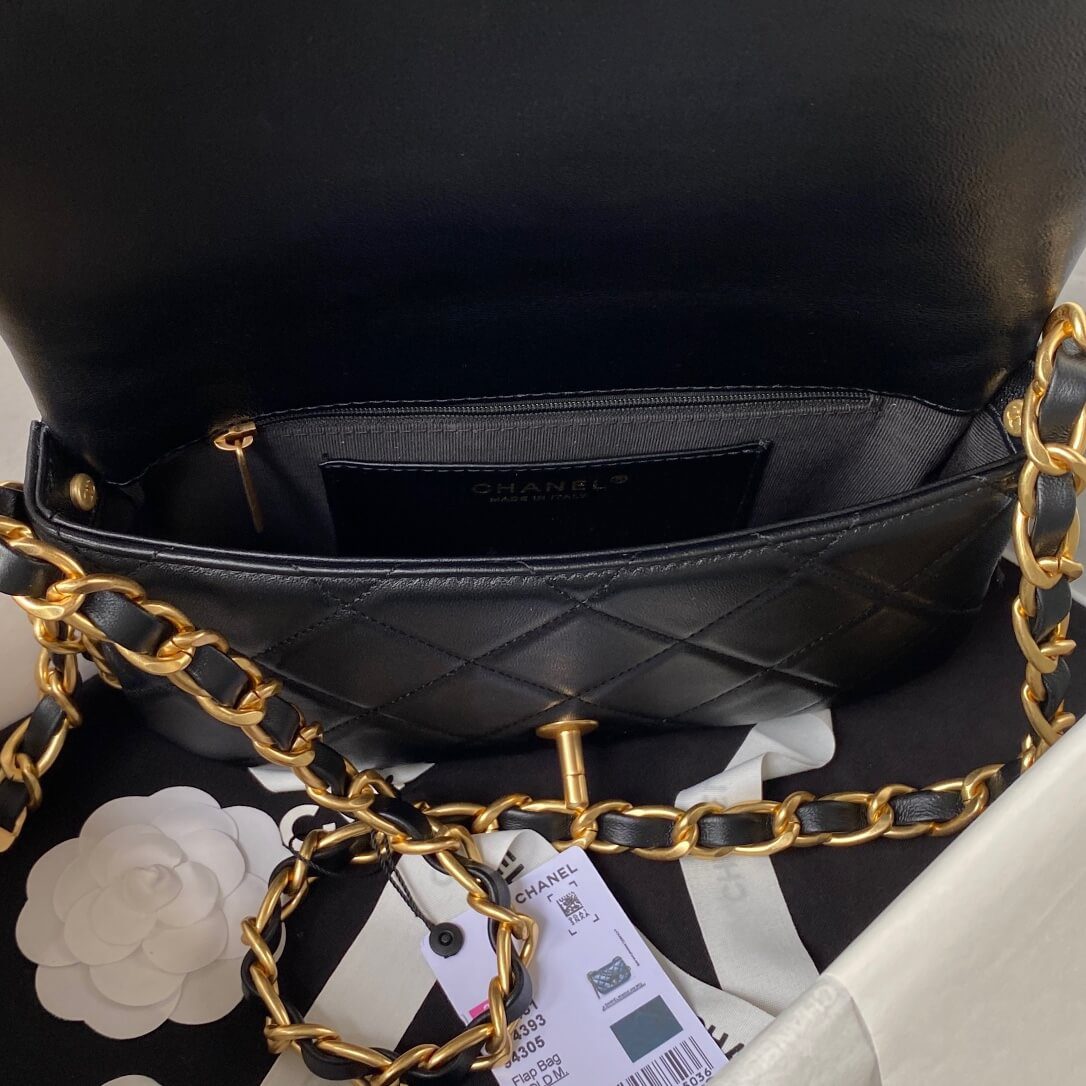 Chanel Small Flap Bag - Image 8