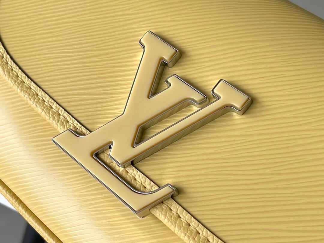 LV Buci Epi Leather Crossbody Bag - Image 9