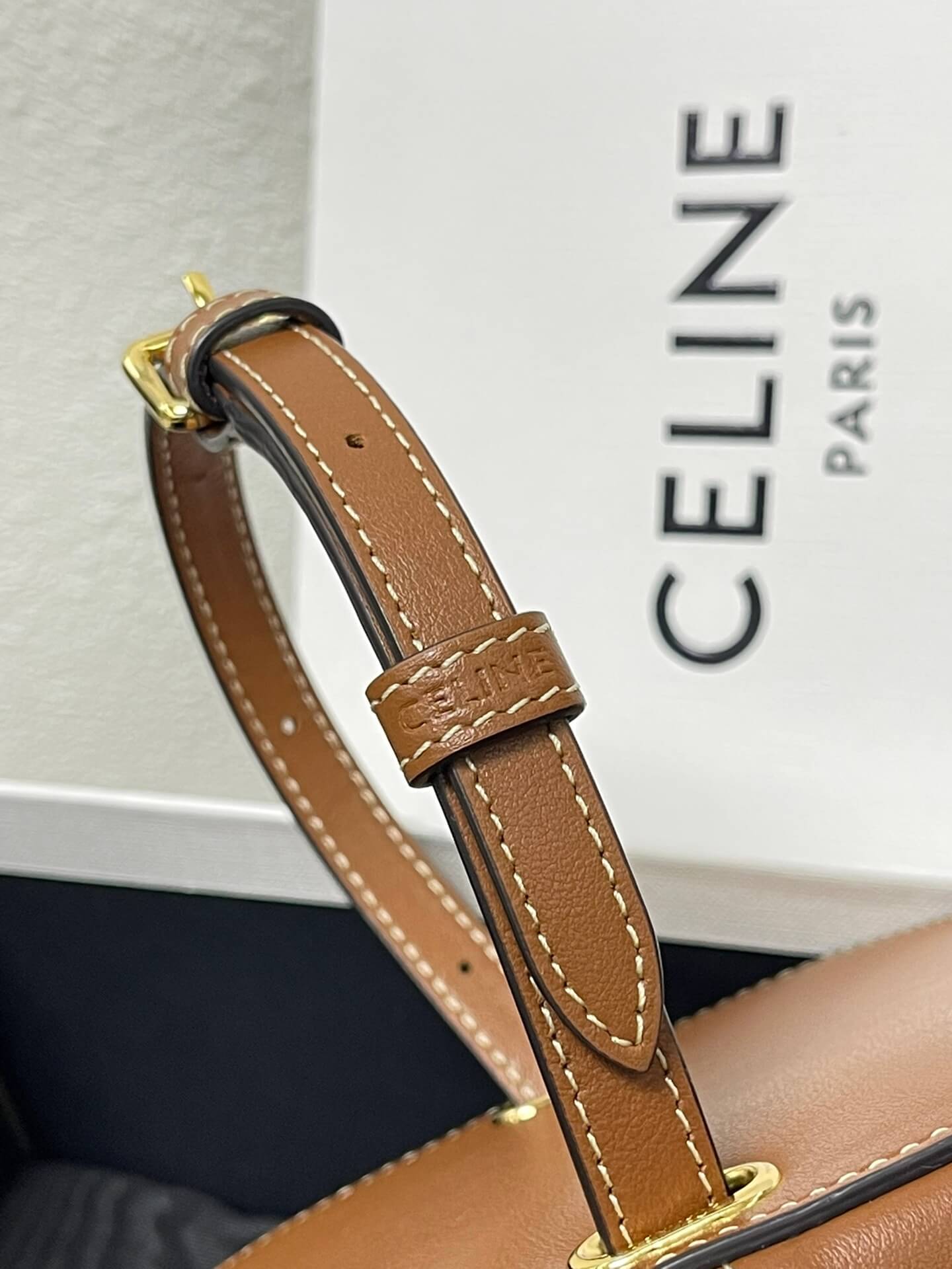 Celine Box Cuir Bag In Brown - Image 8